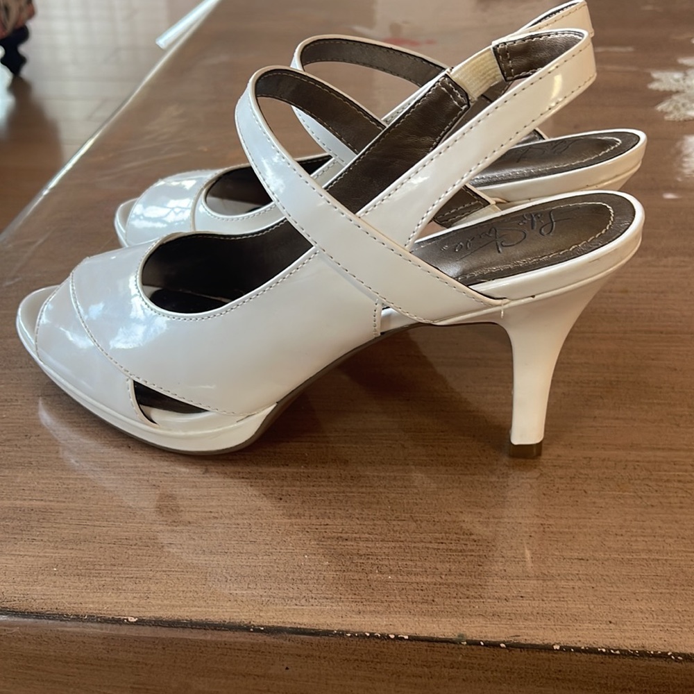 Life stride soft system white leather heels - Picture 4 of 9